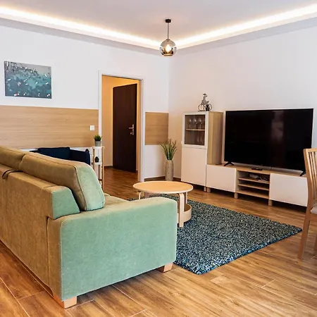 Master באלאטונקנשה