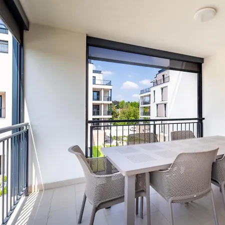 Master Apartment *