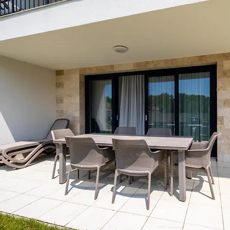 Daire Master Balatonkenese