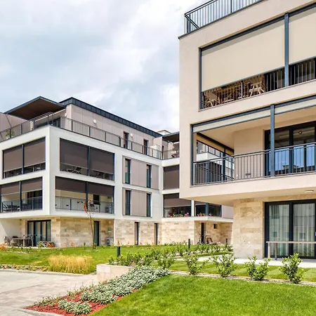 Master * באלאטונקנשה