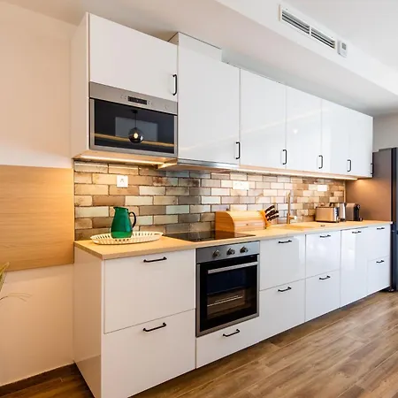 Master Balatonkenese